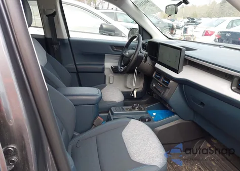 2025 Ford Maverick Xlt z USA, uszkodzony, nr VIN 3FTTW8H35SRB12465